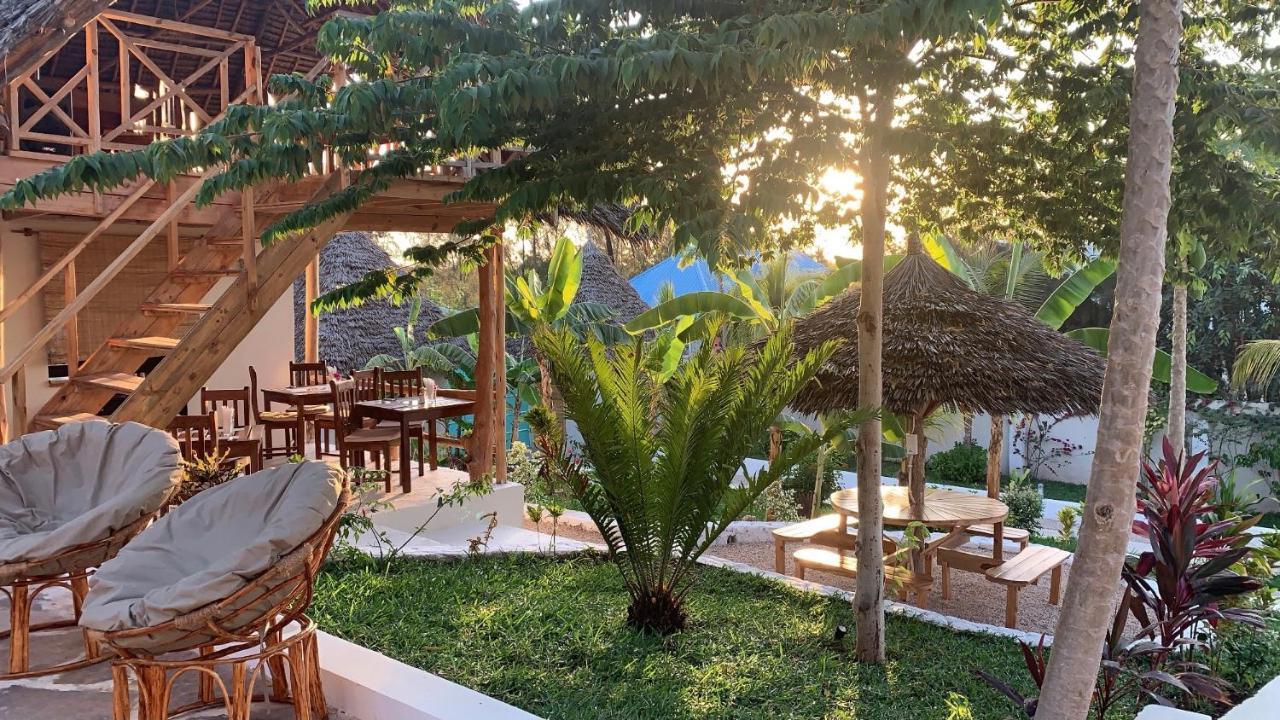 Zanzibar Tropical Sunset Boutique * Kiwengwa (Zanzibar)