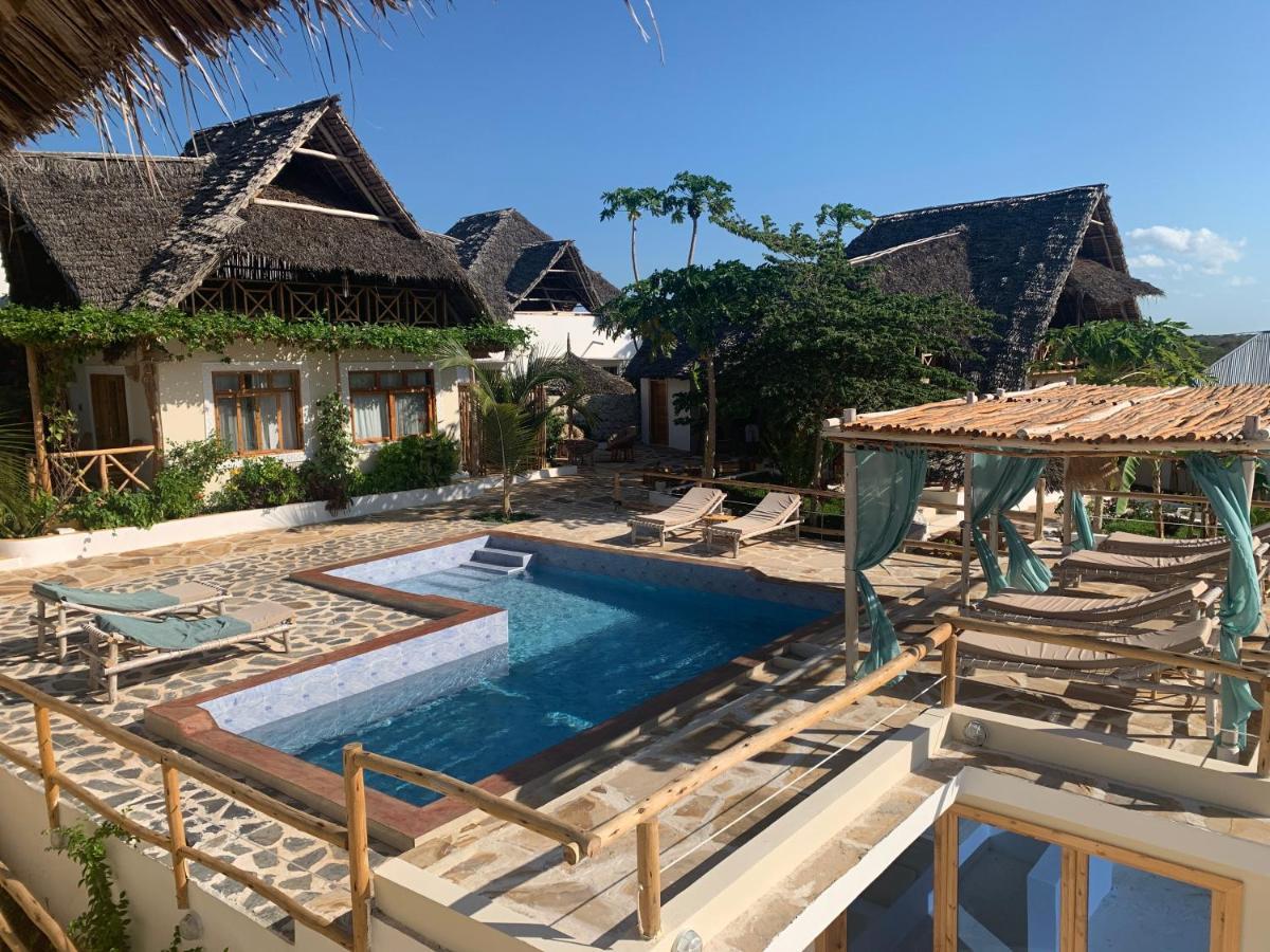Zanzibar Tropical Sunset Boutique *